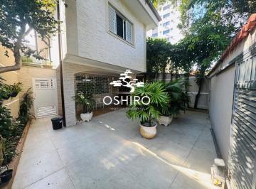 Casa · 156m² · 3 Quartos · 2 Vagas · Casa Isolada no Bairro Aparecida - Santos