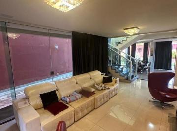Casa · 590m² · 6 Quartos · 4 Vagas · Sobrado com 6 quartos à venda, Bairro Morada da Colina - Uberlândia/MG