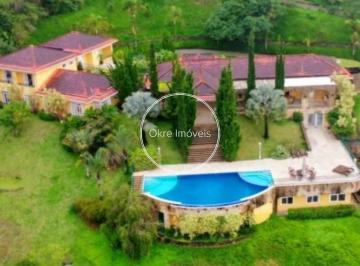 Casa · 9000m² · 5 Quartos · 3 Vagas · Casa em Condomínio Duplex - 5 quartos - Itaipava