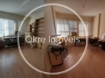 Comercial · 54m² · Oportunidade: sala comercial à venda no Centro!