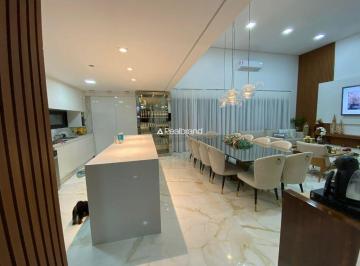 Casa · 380m² · 4 Quartos · 4 Vagas · Casa Exclusiva e Sofisticada no Sao Braz em condominium fechado com 4 suites