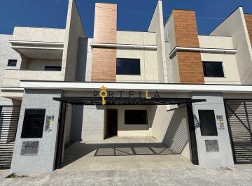 Casa · 160m² · 3 Quartos · 2 Vagas · Sobrado em Centro, Navegantes/SC