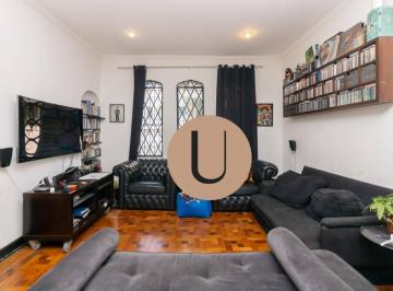 4c280c7bfb8f6759ef0fc330735f4a2f72f534e4 · Casa à venda na Vila Clementino – Rua tranquila e localização estratégica! Charmosa casa de rua em t