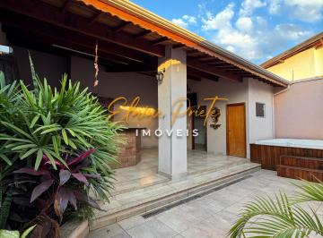 Casa de 2 quartos, Pirassununga · VENDO CASA COM ÁREA GOURMET E SPA NO JARDIM VENEZA 2 - PIRASSUNUNGA