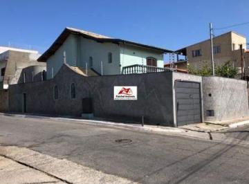 Casa · 260m² · 5 Quartos · 3 Vagas · Sobrado excelente para venda na Vila Carrão!!