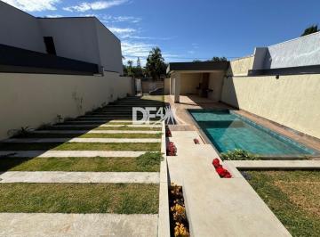 Foto 39 · Casa à Venda em Vicente Pires - Rua 12 | Condomínio Fechado | 3 Suítes | Lote de 500m² | Piscina e Á
