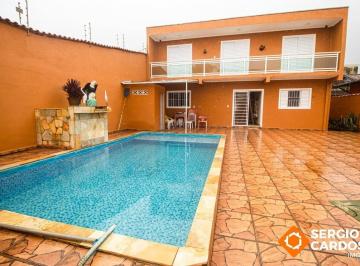Casa · 240m² · 5 Quartos · 6 Vagas · LINDO SOBRADO 5 QUARTOS 1 QUADRA DO MAR! PISCINA E CHURRASQUEIRA - ITANHAEM