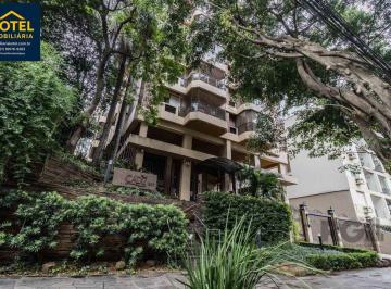 Apartamento · 190m² · 3 Quartos · 2 Vagas · Apartamento de três quartos, suíte e duas vagas de garagem no bairro Mont Serrat em Porto Alere,