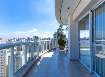 Apartamento de 4 quartos, São Paulo · Cobertura Residencial a venda em MOEMA com 370m²!