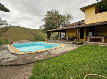 Areia Branca, Macaé, Chácara, venda · Chácara, venda, Areia Branca, Macaé, 1.300 m2 de área total, casa com 3 suítes