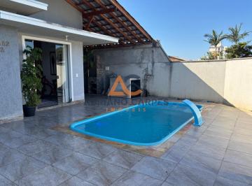 Foto 01 · Casa geminada com 2 quartos sendo 1 suíte na praia de Gravatá a venda na Imobiliária Adriano Carpes