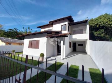 695793_i9In4awVCIrJ5_695793682b524861144.jpg · Casa Sobrado 03 quartos à venda, Bairro Córrego Grande, Florianópolis/SC.
