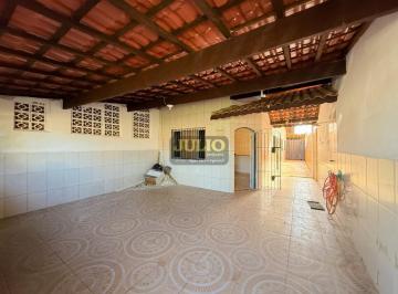 Casa · 122m² · 2 Quartos · 2 Vagas · 🏡 Casa Mongaguá/SP a 700m da Praia - 2 Dormitórios e Churrasqueira