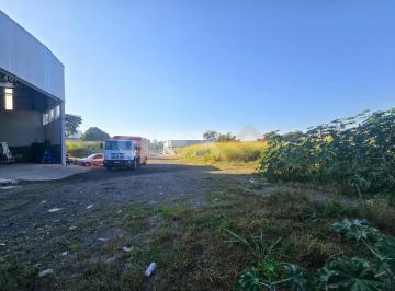 Terreno · 300m² · Lote à venda no bairro Ipiranga com 300 m².
