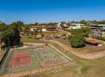 Casa de 7 quartos, Brasília · SMDB 11 - Sala íntima com varanda voltada para a Esplanada.