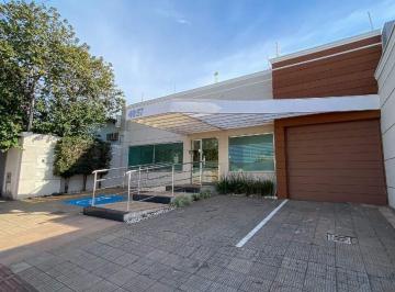 Comercial · 12m² · 3 Vagas · Sala comercial para profissionais da saúde em clínica no bairro Santa Fé
