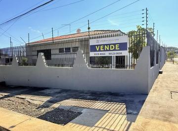 Casa · 225m² · 3 Quartos · 4 Vagas · Excelente casa toda reformada!