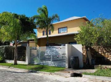 Casa · 240m² · 4 Quartos · 2 Vagas · Linda casa duplex em condomínio