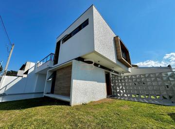 Casa · 119m² · 3 Quartos · 2 Vagas · Sobrado à venda no bairro Cruzeiro - São José dos Pinhais/PR