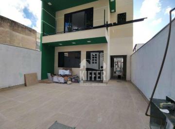 3 quartos, 1 suíte, piscina e churrasqueira em São Francisco · Casa à Venda em São Francisco, Niterói | 3 Quartos | Piscina e Área Gourmet