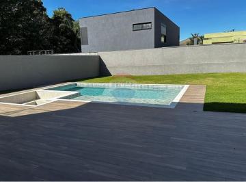 Casa · 600m² · 4 Quartos · 1 Vaga · Sobrado na Alameda das Amoreiras , 162, Atibaia - Condominio Fechado Figueira Garden