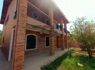 Foto 01 · Casa à venda em Caraguatatuba-SP, bairro Indaiá: 3 quartos, 1 suíte, 3 salas, 2 banheiros, 4 vagas, 