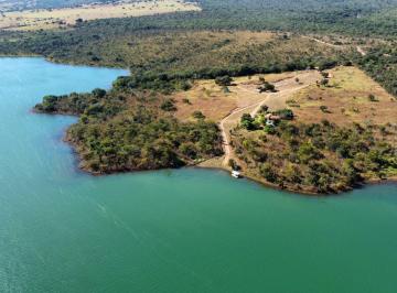 5,8 hectares, plano · Rancho Beira Lago Corumbá 3 em Luziânia, com 58.000 mts²
