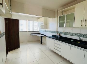 Casa de 4 quartos, Salvador · Alugo Village em Patamares
