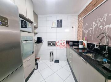 3018ab0e9bb9ed128c7da63c2ff3425d97e191f9 · Sobrado em condomínio com 2 suítes e 2 vagas de garagem próximo ao metrô Pe3enha.