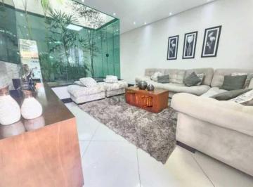 95a96f9590992380b24a3a645fb9727e33e45628 · Sobrado a venda na Guilhermina com 3 suítes e jardim de inverno com 6 vagas de garagem próximo ao me