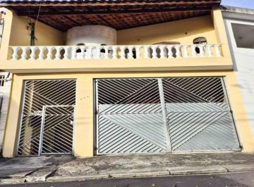 ad0783f9f338d1e7d4f3eecb3005fbdfbae09361 · Sobrado a venda com 3 suítes e 3 vagas de garagem no Jardim Imperador.