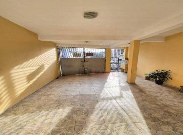 df104fdf483250e998c8501a6fe747d68e106a28 · Sobrado a venda com 3 suítes e 3 vagas de garagem no Jardim Imperador.