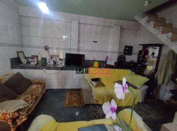 55b682b62af8d8cc37e305415382d256ac071d83 · Casa na Penha