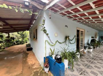 Rural de 2 quartos, Munhoz · Chácara Encantadora à Venda em Munhoz/MG