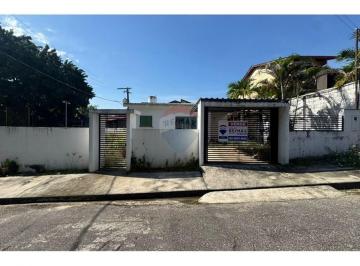 Casa · 3 Quartos · 1 Vaga · VENDO CASA - CONJUNTO DOS ADVOGADOS - PONTA NEGRA