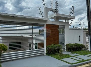 Casa · 127m² · 3 Quartos · Linda Casa à Venda no Residencial Tarumã!