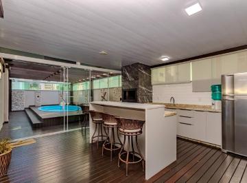 Apartamento · 181m² · 3 Quartos · 2 Vagas · Apartamento com piscina à venda em Balneário Camboriú