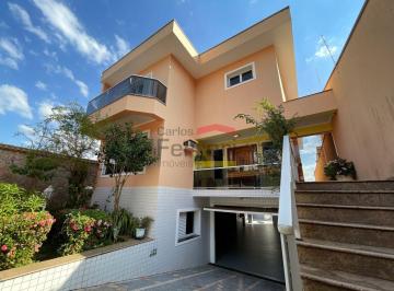 Casa · 495m² · 4 Quartos · 6 Vagas · Sobrado com 4 suítes e 6 vagas no Tremembé
