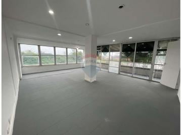 Comercial · 160m² · Excelente cobertura comercial com 160m2