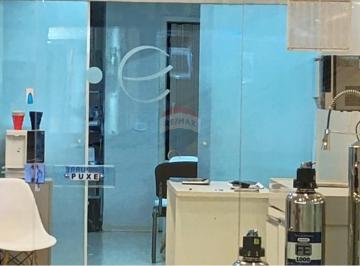 Comercial · 25m² · 1 Vaga · Loja de 25m² em Galeria Movimentada, com vaga de garagem – Copacabana, Rio de Janeiro, Localizada no