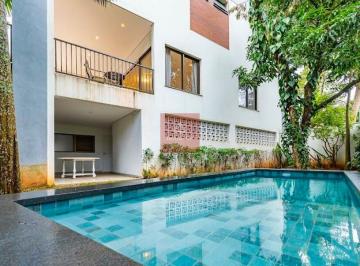 Casa · 689m² · 4 Quartos · 4 Vagas · Pronta para morar.