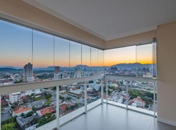 Apartamento de 3 quartos, Porto Belo · Apartamento de alto padrão com 3 suítes e lazer rooftop.