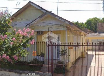 704551_iE1y9c3_7045516883d2c70ddd9.jpg · Casa com 155m², 3 Quartos, amplo terreno com 300m², no bairro Jardim Itu em Porto Alegre.