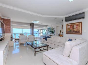 Apartamento · 272m² · 4 Quartos · 3 Vagas · Cobertura à venda no Centro em Balneário Camburiú 