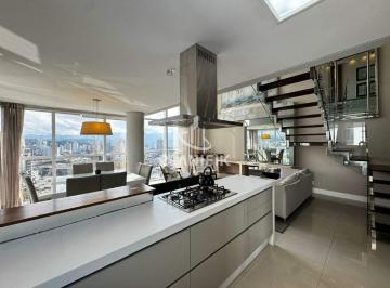 Apartamento · 161m² · 3 Quartos · 2 Vagas · Apartamento dúplex com 3 suítes sendo 1 com closet