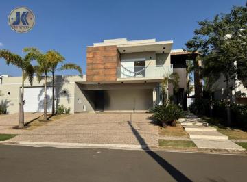 Casa · 634m² · 3 Quartos · 3 Vagas · Casa à venda em Jaguariúna, Condomínio Residencial Lago da Barra, com 3 suítes, com 634 m²