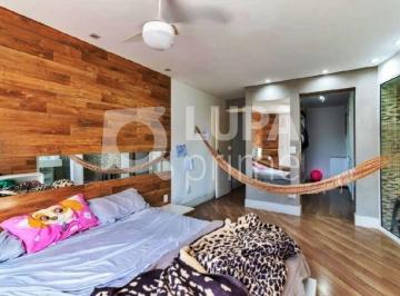 Casa · 224m² · 3 Quartos · 5 Vagas · CASA COM 3 QUARTOS E 5 VAGAS DE GARAGEM À VENDA NO IMIRIM
