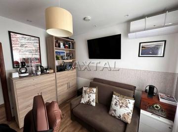 Casa · 235m² · 3 Quartos · 3 Vagas · Sobrado à venda em condomínio fechado, com apenas 8 unidades, 3 quartos sendo 1 suite e 3 vagas.