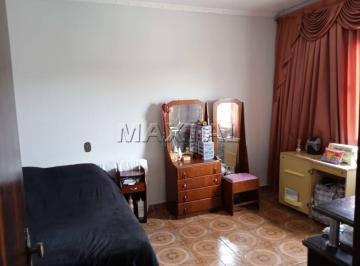 Casa · 260m² · 2 Quartos · 1 Vaga · Casa à venda de 260m², com 2 dormitórios, e 4 banheiros e 1 vaga, na Vila Progresso.