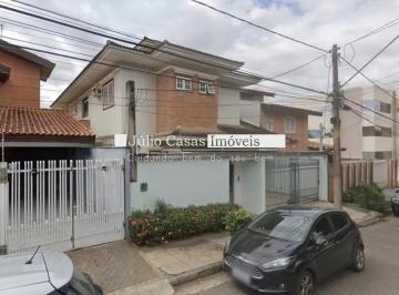 Fachada · Casa à venda no Parque Campolim